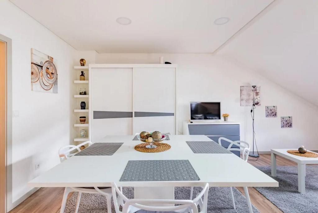Imperial Apartment 1, 2 E 3 Braga Exterior photo