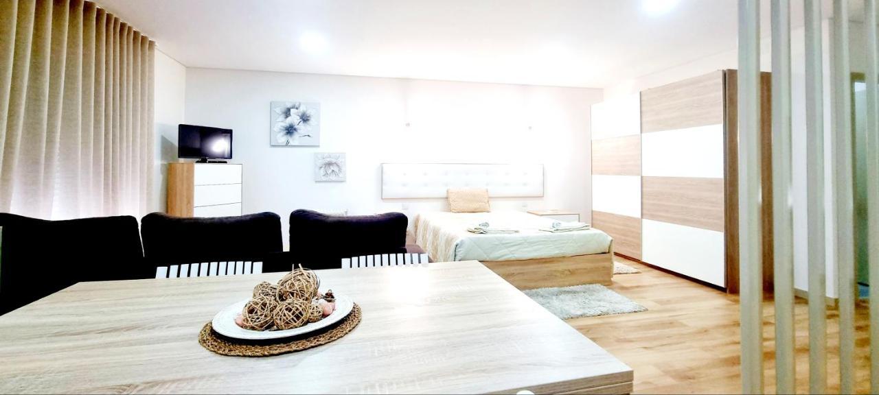 Imperial Apartment 1, 2 E 3 Braga Exterior photo
