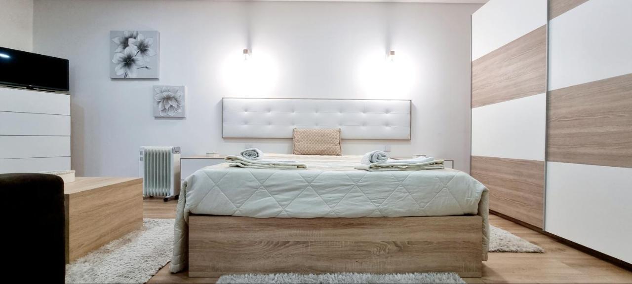 Imperial Apartment 1, 2 E 3 Braga Exterior photo